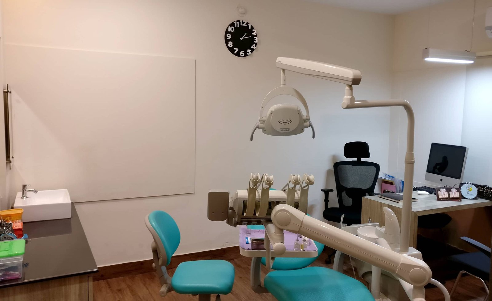 Dental clinic in vizag| Suraksha Dental Park